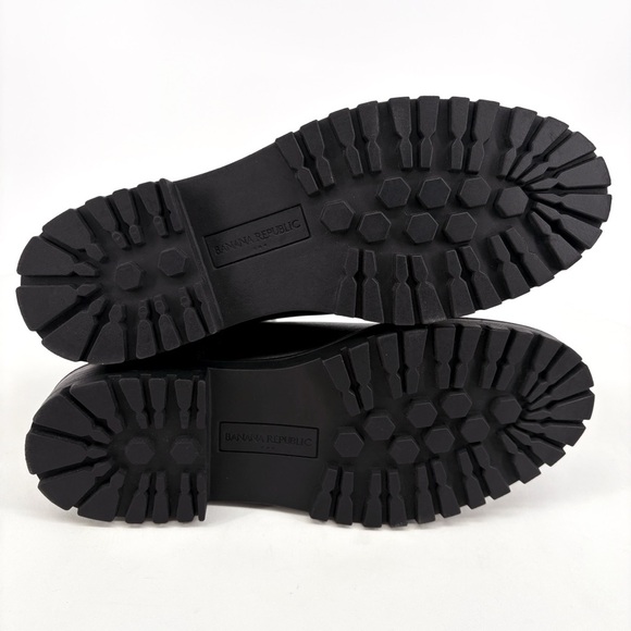 BANANA REPUBLIC | Lugg Sole Leather Chelsea Boots in Black | Sz 8.5 - Picture 12 of 14